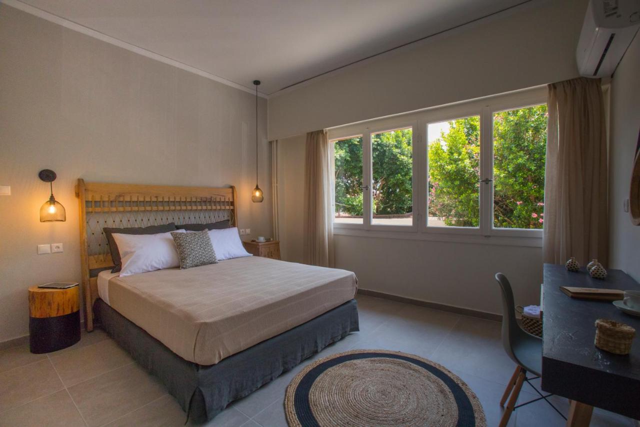 Anemelia Luxury Apartments Argostoli  Buitenkant foto