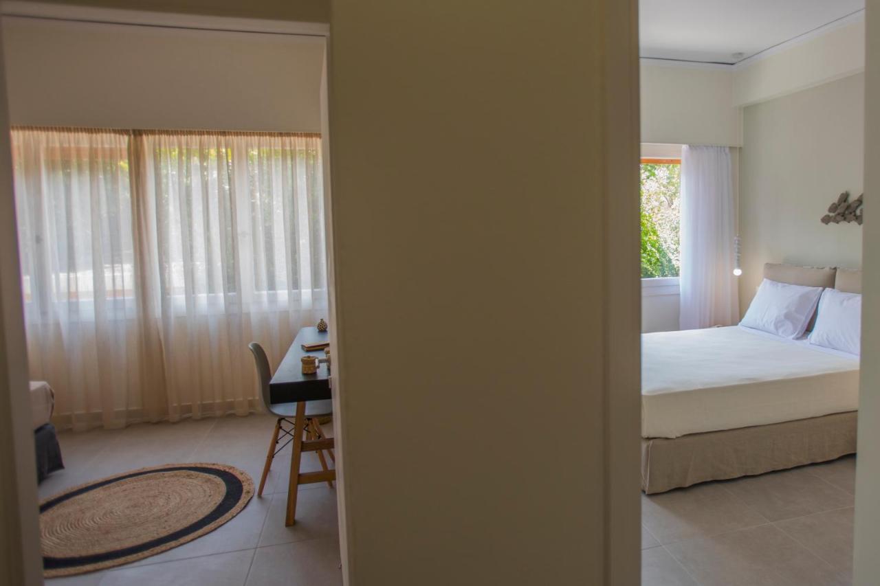 Anemelia Luxury Apartments Argostoli  Buitenkant foto